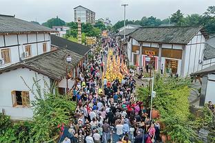 手感针不戳！八村塁半场战13分钟 10中7&三分4中2轰两队最高16分